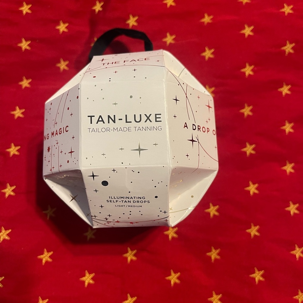Tan-Luxe Illuminating Self-Tan Drops - White